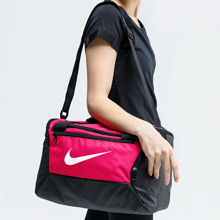 NIKE BRASILIA "Rózsaszín" SPORTTÁSKA (41L)