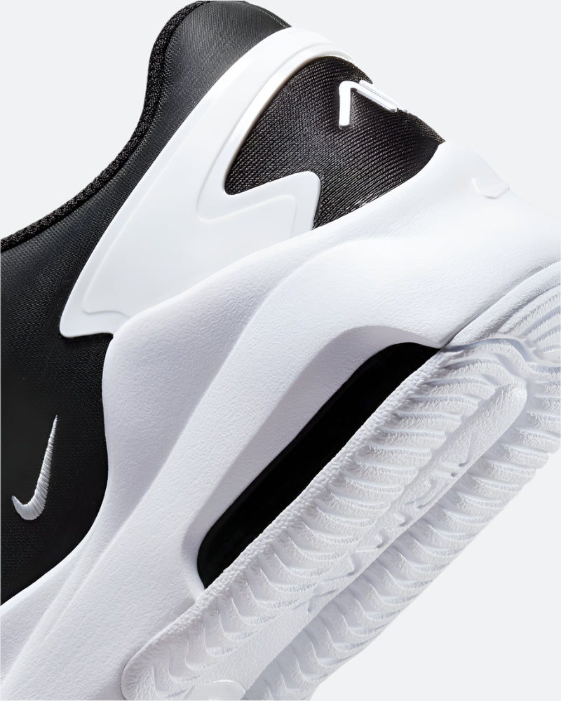 NIKE AIR MAX BOLT "FEHÉR-FEKETE" Női Utcai Cipő