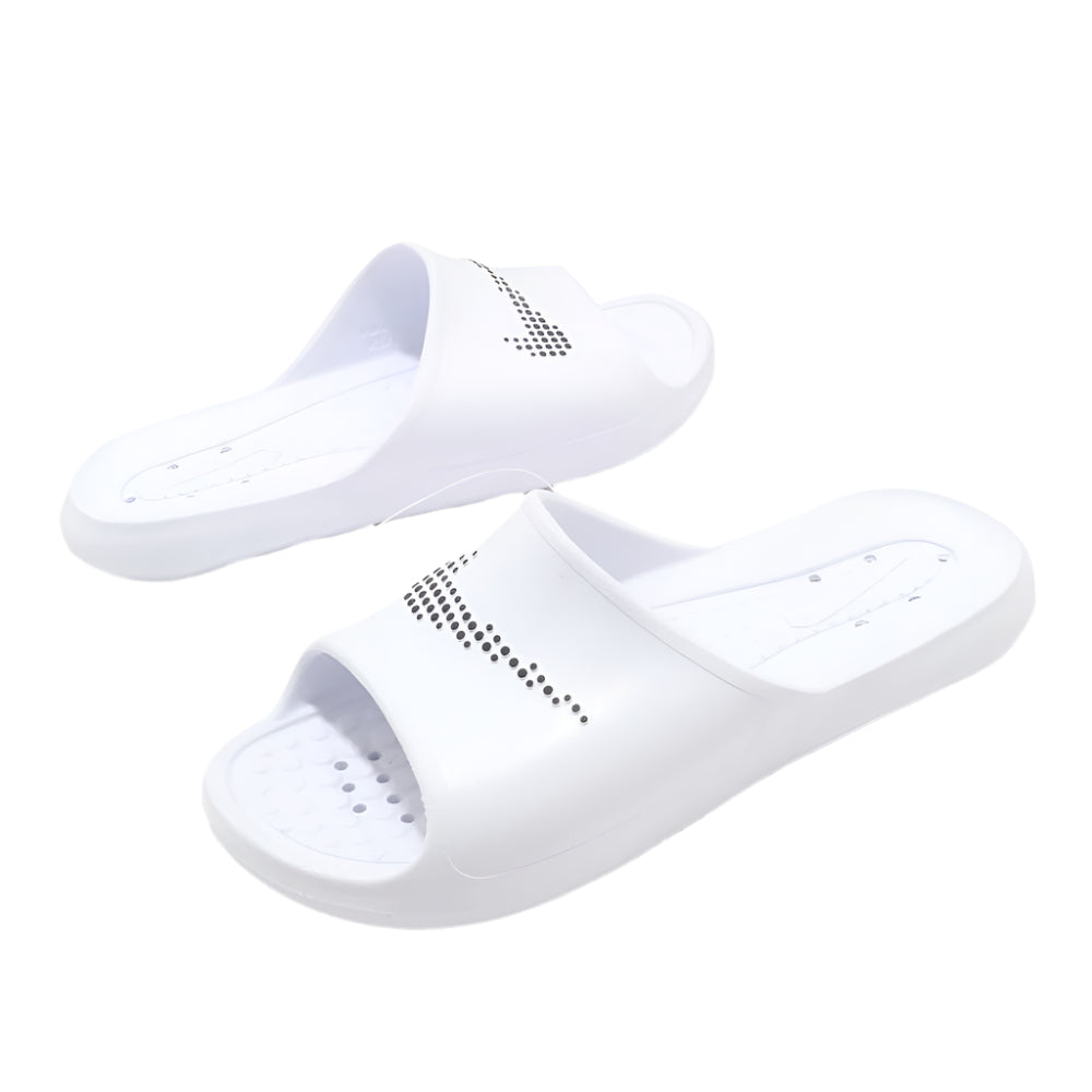NIKE VICTORI ONE FEHÉR FÉRFI PAPUCS ZUHANYZÁSHOZ