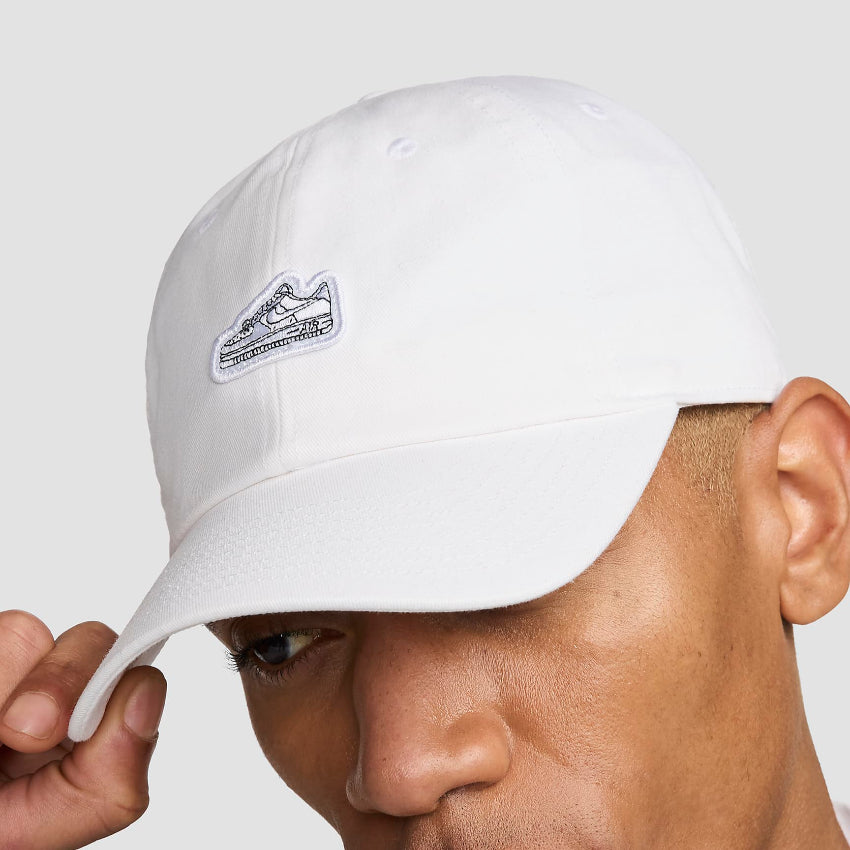 Nike Club Unstructured "Fehér" AIR FORCE Sapka