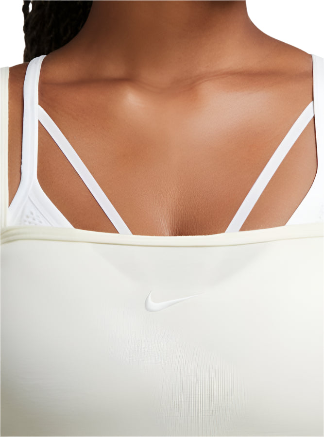 NIKE Sportswear Essentials "Sárga" Női Trikó