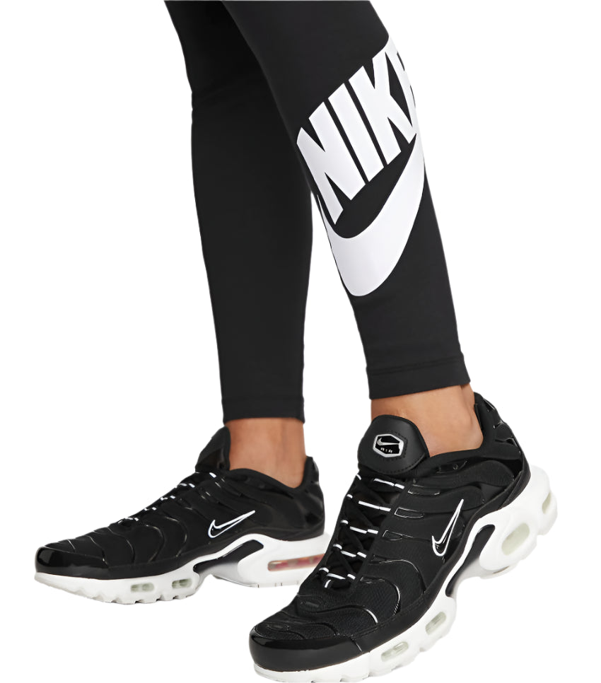 Nike Sportswear Classics Magas derekú "Fekete" Női Leggings