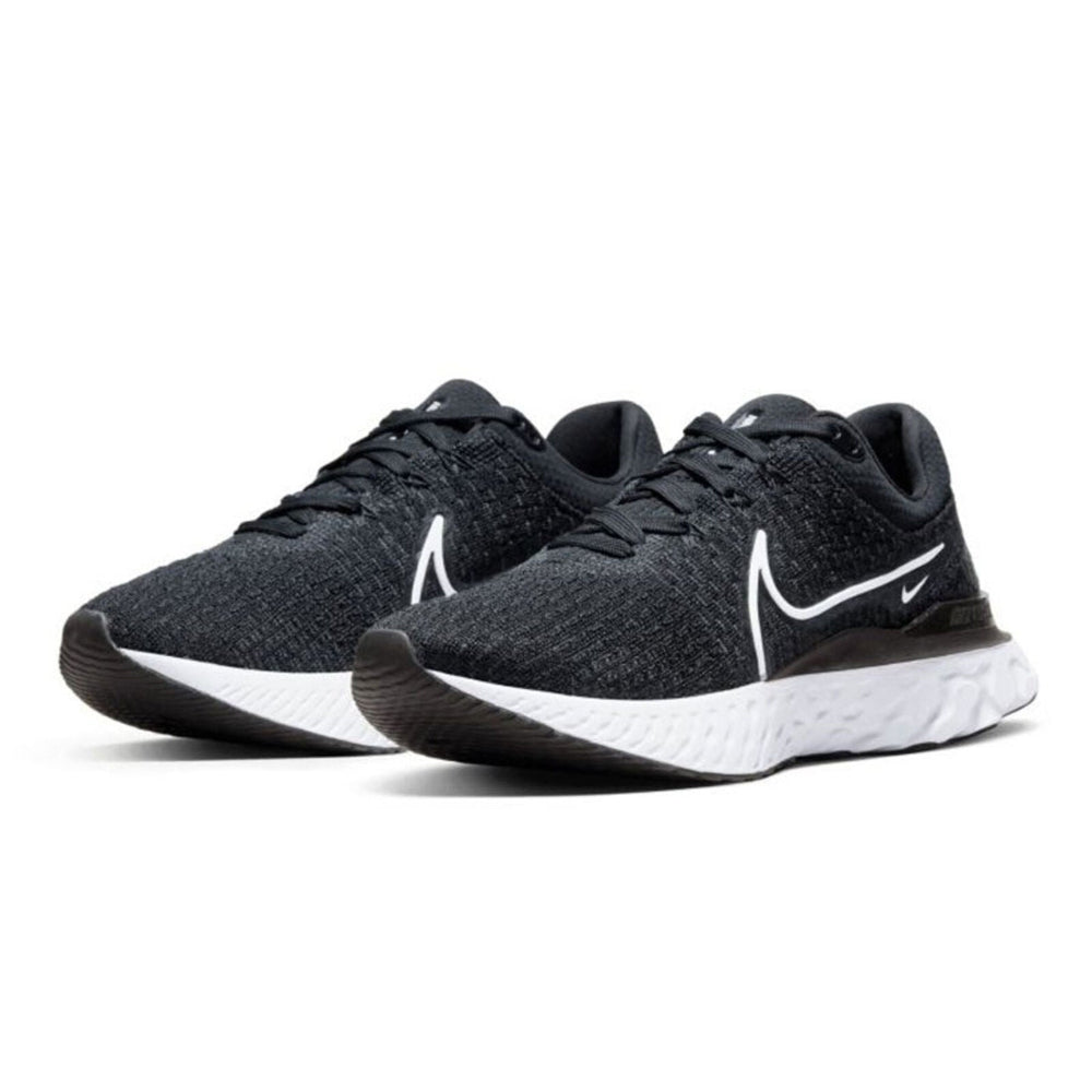 Nike React Infinity Run Flyknit 3 "Fekete" Futócipő