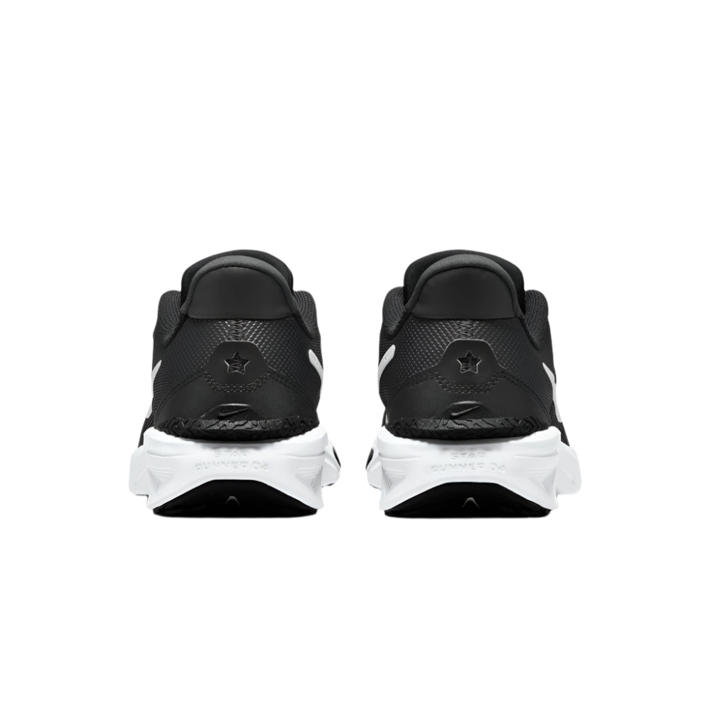 Nike Star Runner 4 "Fekete" Futócipő