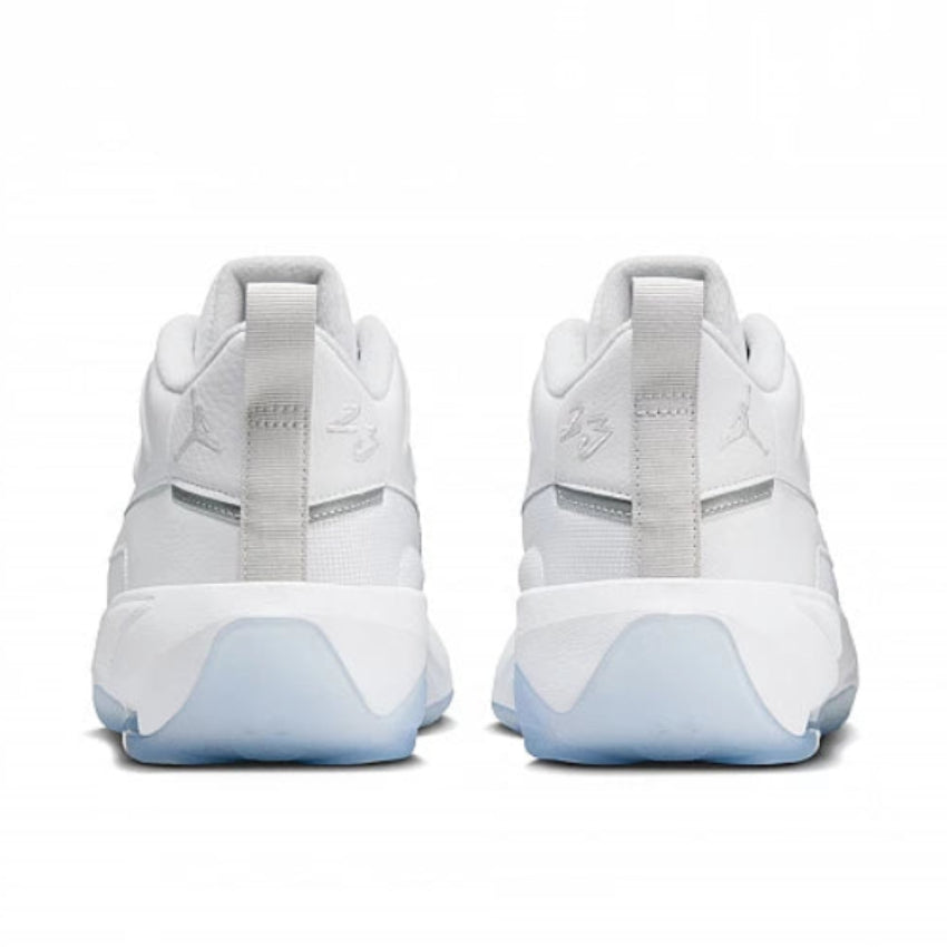 Jordan Max Aura 7 "White Vast Grey"