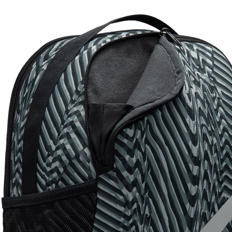 Nike Brasilia Equipment Backpack Hátizsák (18Liter)