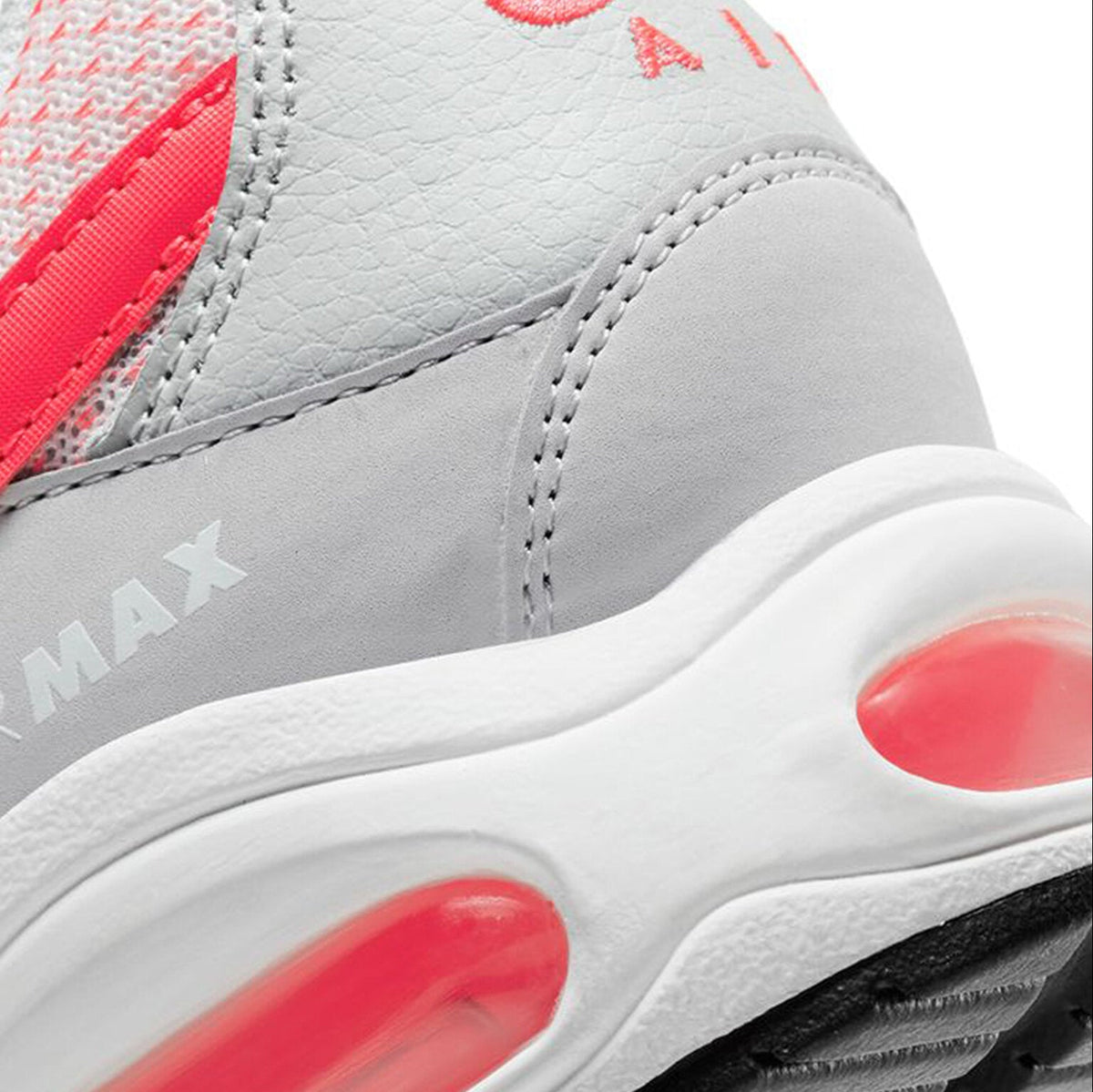 NIKE AIR MAX COMMAND "HYPER PUNCH" Női utcai cipő