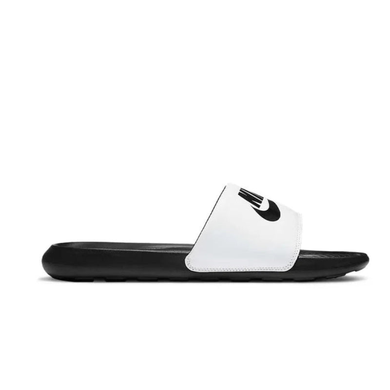 NIKE VICTORI ONE SLIDE "Fekete/Fehér" Férfi Papucs