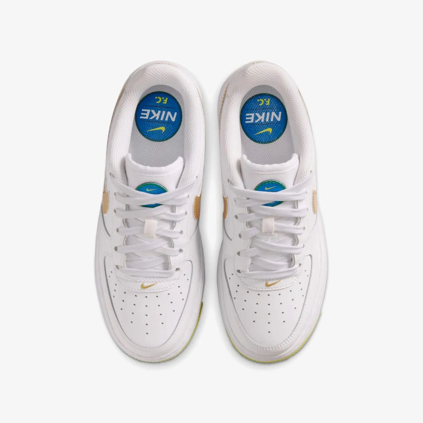 NIKE AIR FORCE 1 FC WORLD CUP GS