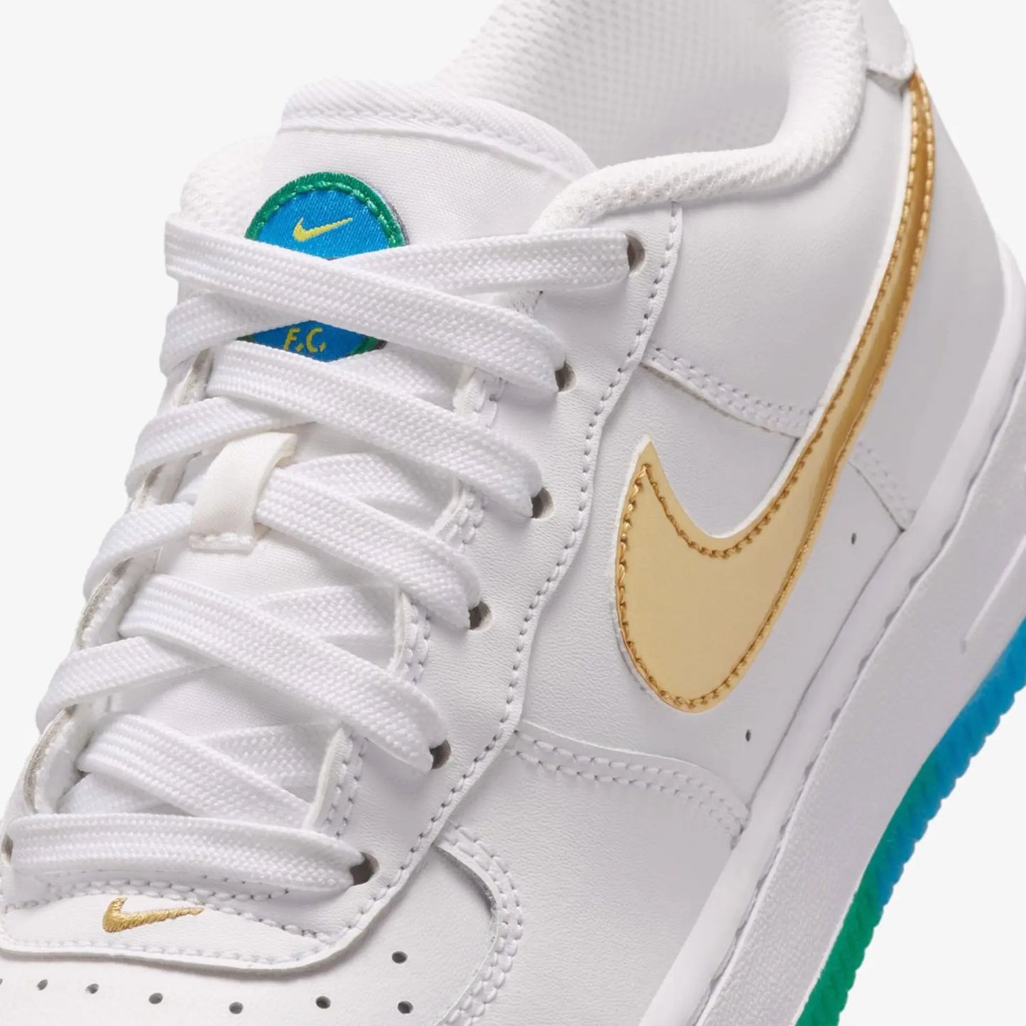 NIKE AIR FORCE 1 FC WORLD CUP GS