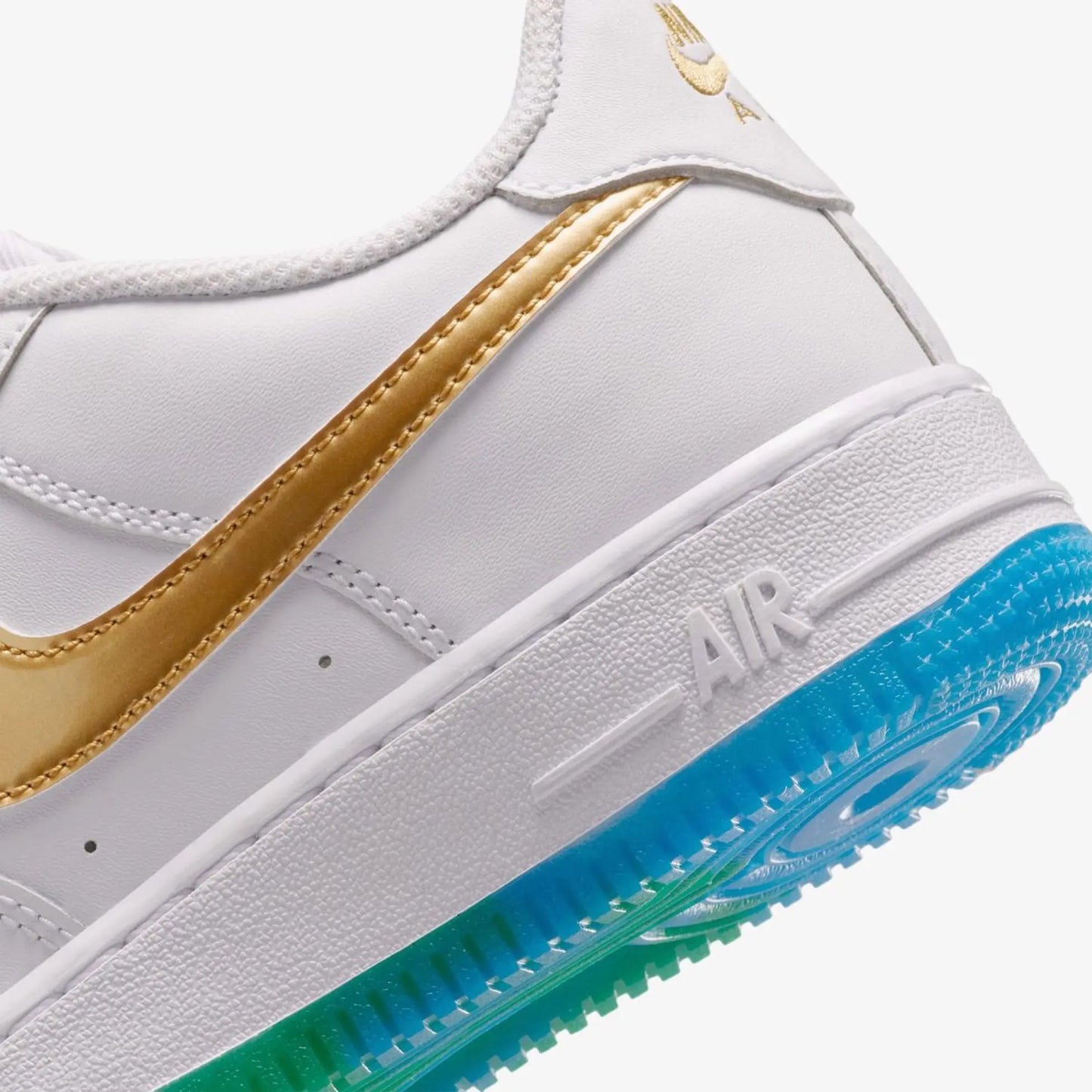 NIKE AIR FORCE 1 FC WORLD CUP GS