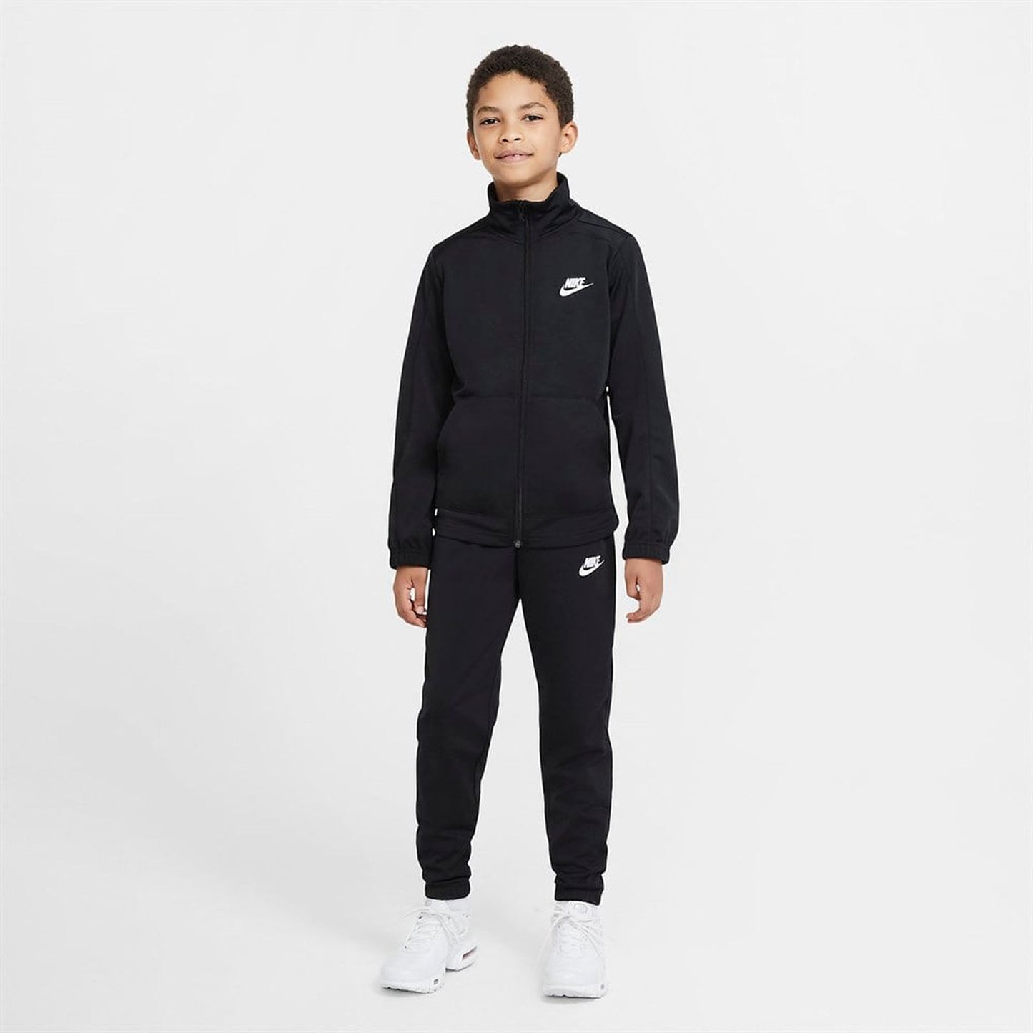 NIKE NSW HBR POLY FEKETE GYEREK MELEGÍTŐ SZETT - Golyó SportIMAGE SIZE