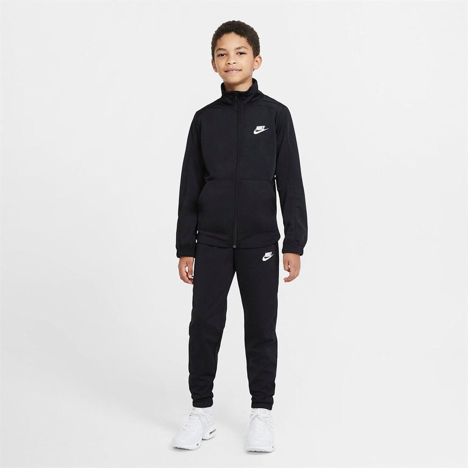 NIKE NSW HBR POLY FEKETE GYEREK MELEGÍTŐ SZETT - Golyó SportIMAGE SIZE