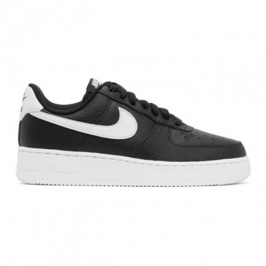 Nike Air Force 1 07 "Fekete/fehér" férfi utcai cipő