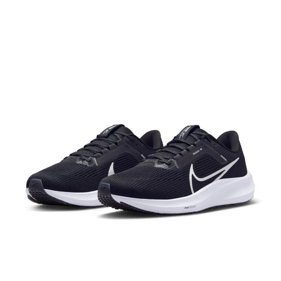 NIKE AIR ZOOM PEGASUS 40 "Fekete/Fehér" Férfi Futócipő