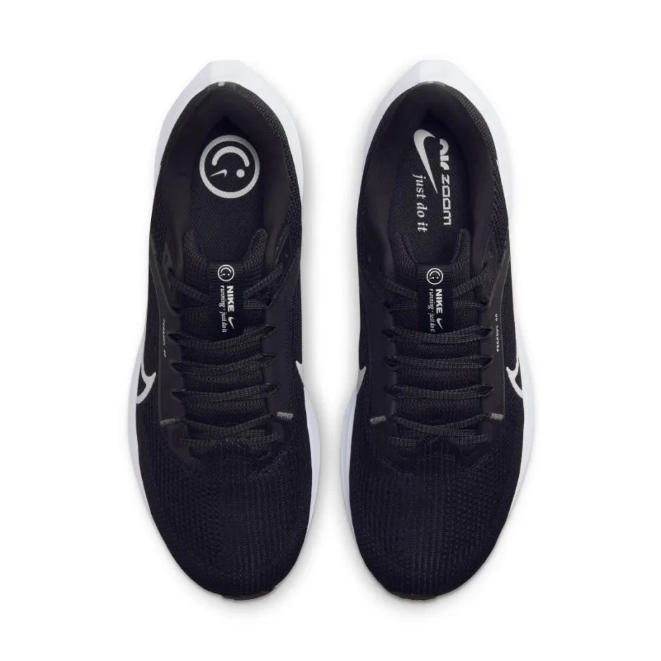 NIKE AIR ZOOM PEGASUS 40 "Fekete/Fehér" Férfi Futócipő