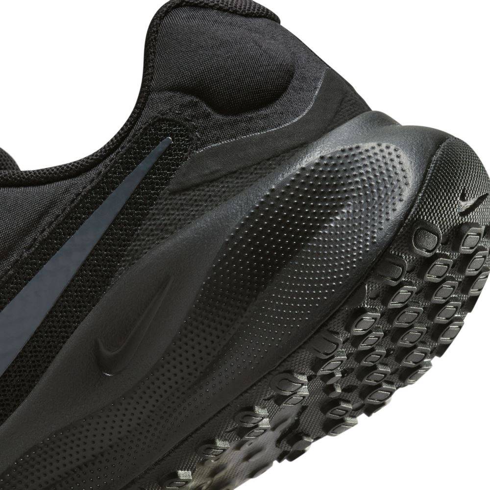 Nike Revolution 7 "Fekete" Futócipő