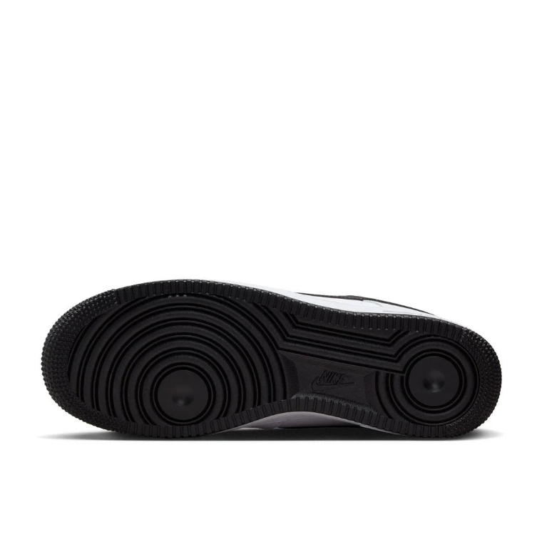 NIKE AIR FORCE 1 LOW '07 "WHITE BLACK" Férfi utcai cipő