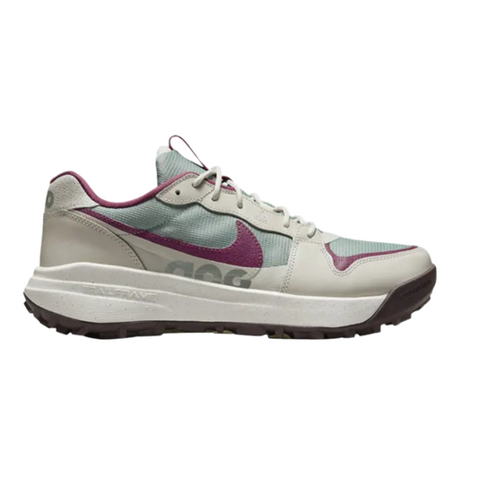 Nike ACG Lowcate "Mica Green" túracipő