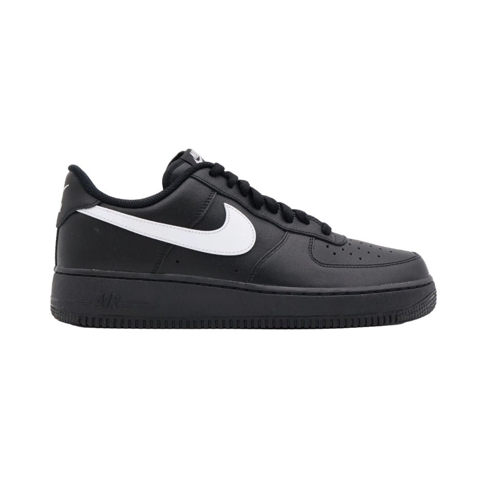 Nike Air Force 1 Low '07 "Fekete/Fehér" Utcai cipő - Golyó Sport
