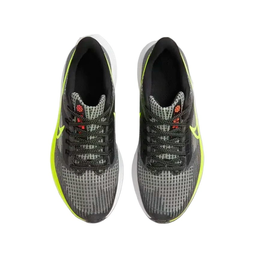Nike Air Zoom Pegasus 39 GS 'Black Barely Volt' - Golyó Sport