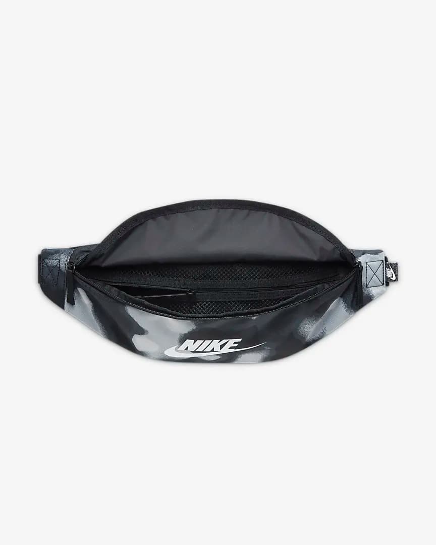 NIKE NK HERITAGE WAISTPCK övtáska - Golyó Sport