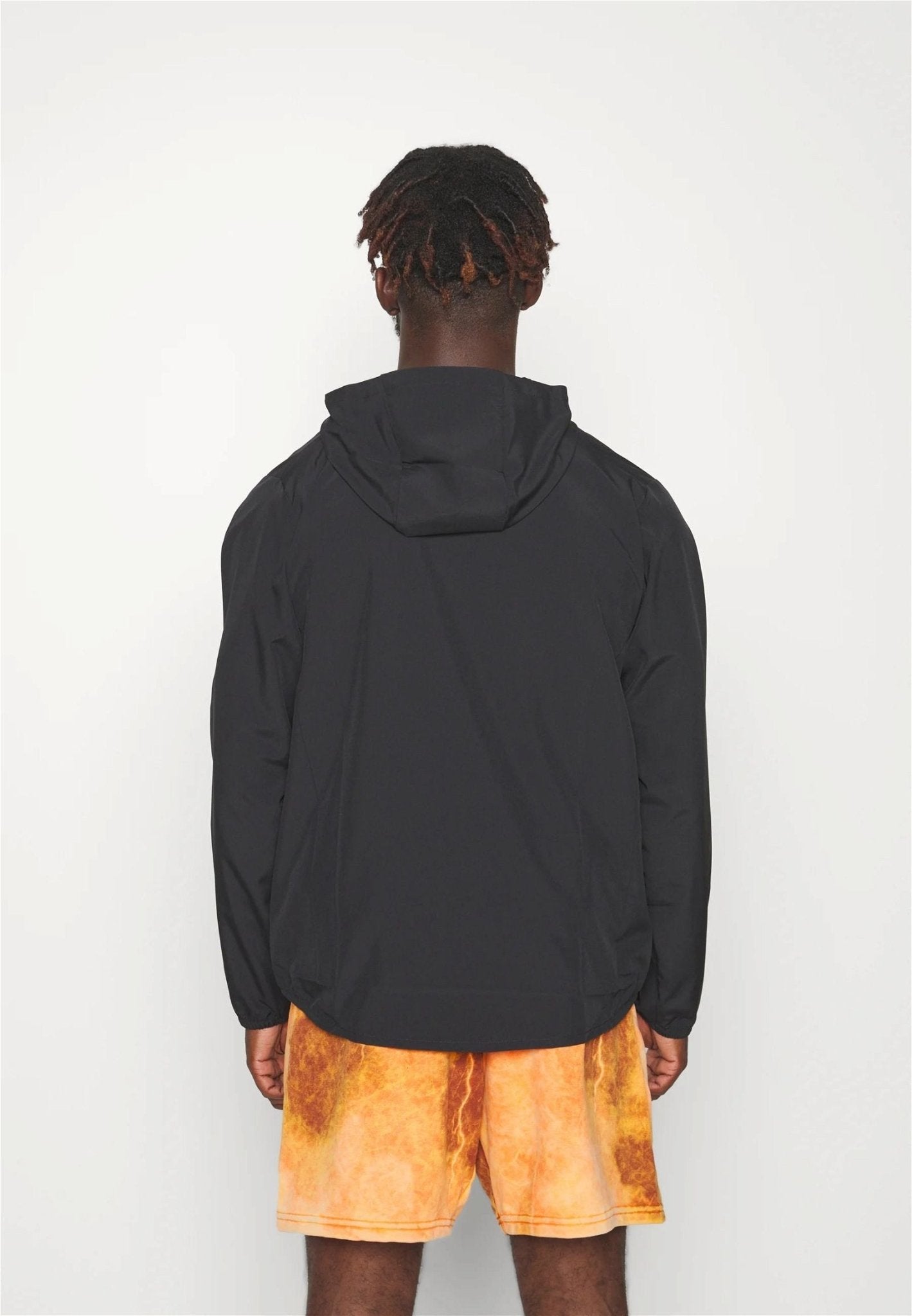 NIKE PERFORMANCE FEKETE FÉRFI TRÉNING DZSEKI - Golyó Sport