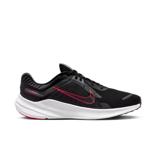 NIKE QUEST 5 "Black University Red" Férfi Futócipő