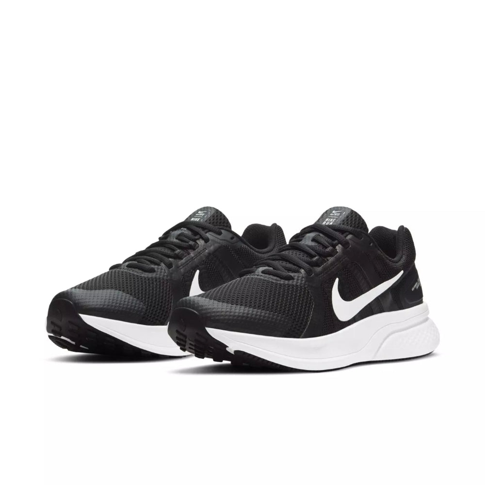 Nike Run Swift 2 "Fekete/Fehér Férfi Futócipő - Golyó Sport
