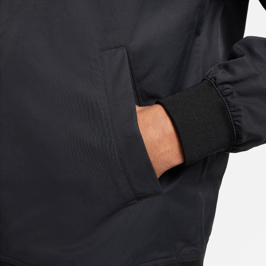 Nike Sportswear Essentials, béleletlen, szőtt - fekete/fehér férfi bomberdzseki - Golyó Sport