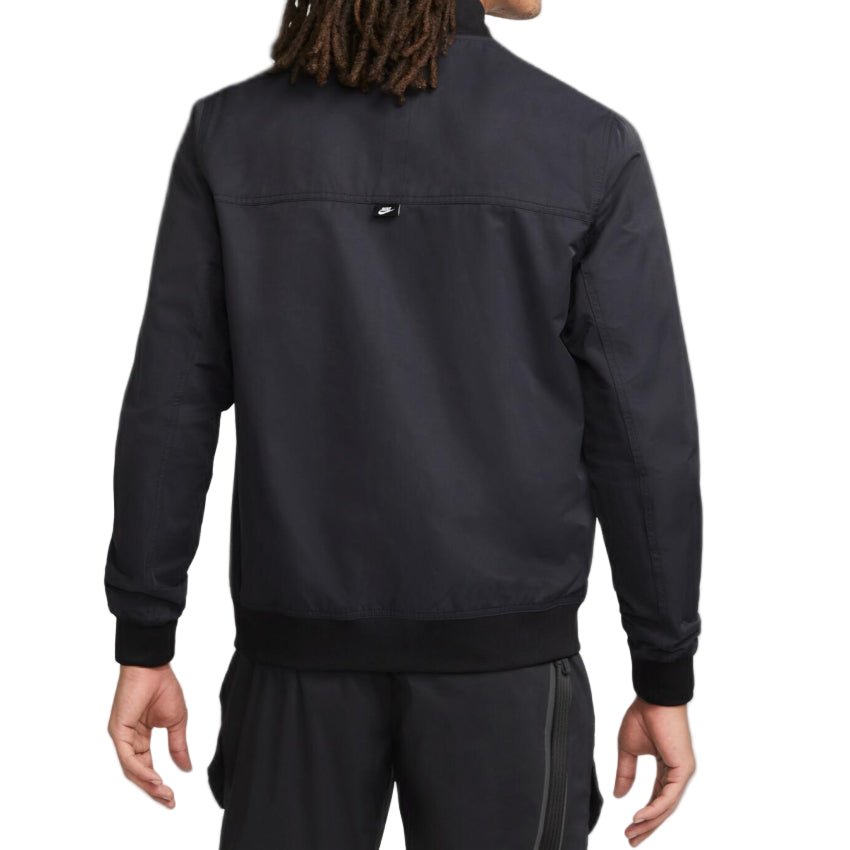 Nike Sportswear Essentials, béleletlen, szőtt - fekete/fehér férfi bomberdzseki - Golyó Sport
