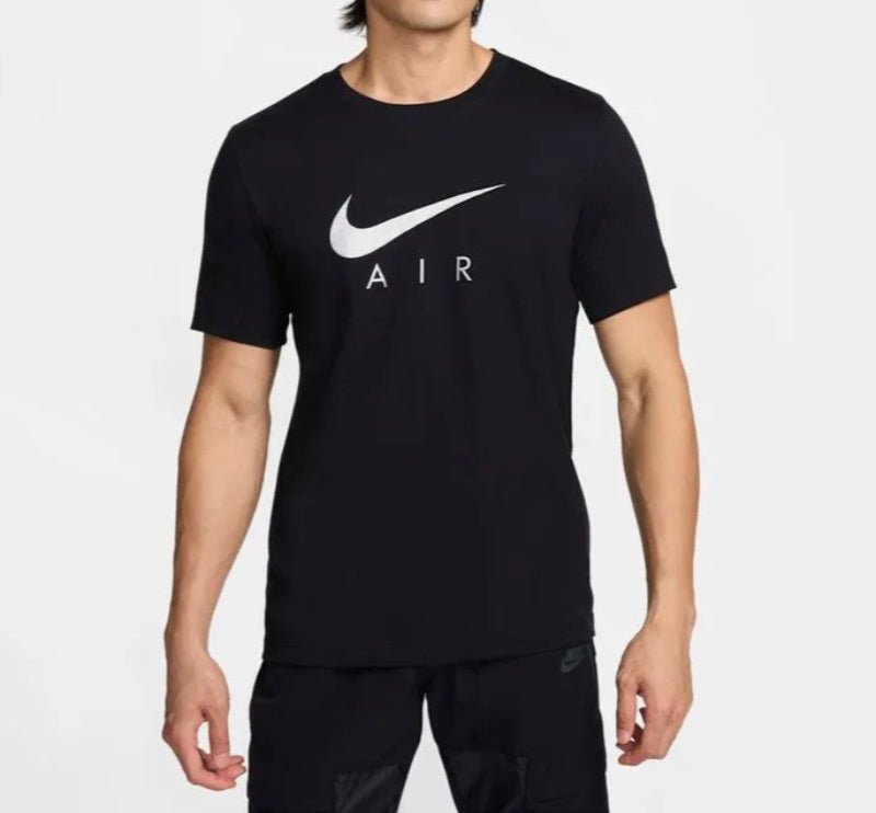 NIKE SPORTSWEAR "Silver Metal Air Tee" FÉRFI FEKETE PÓLÓ - Golyó Sport