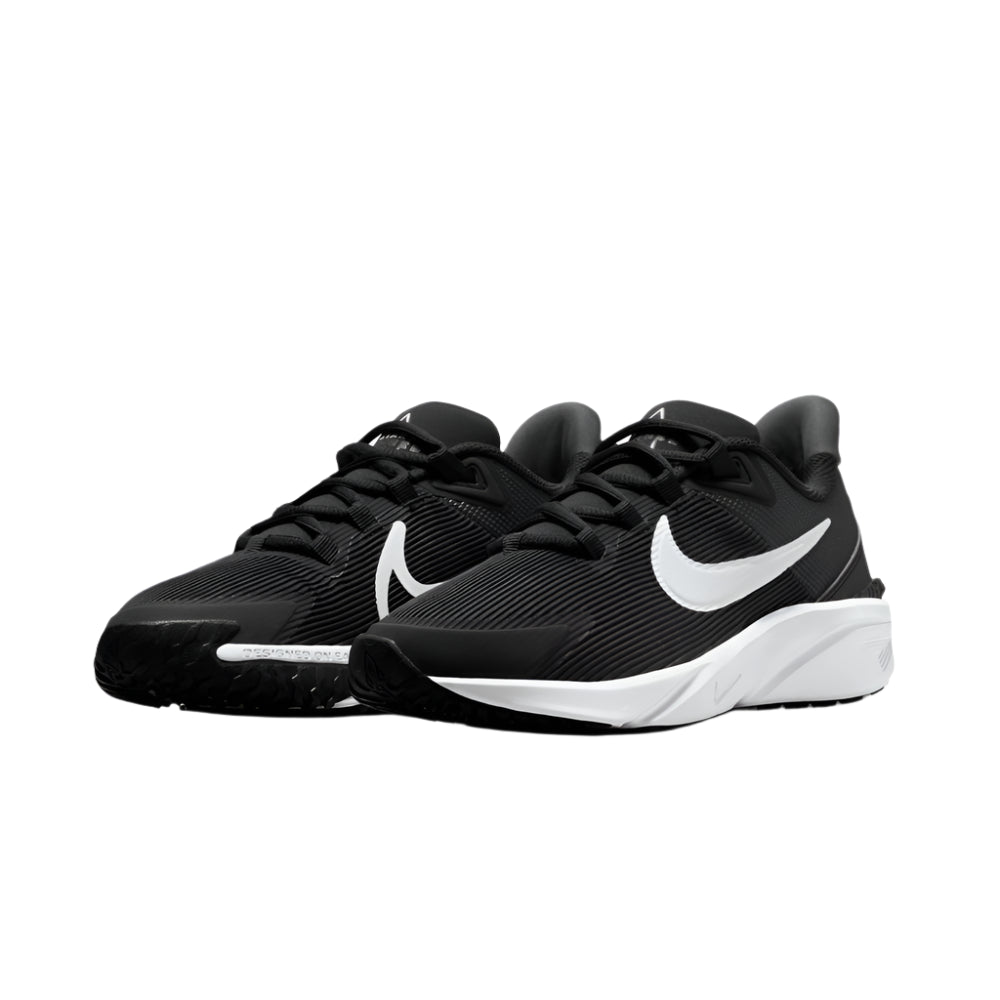 Nike Star Runner 4 "Fekete" Futócipő - Golyó Sport