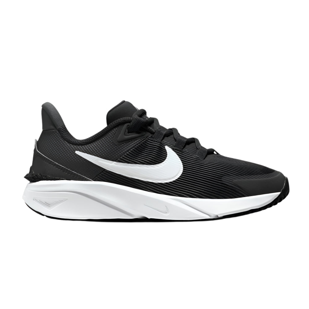 Nike Star Runner 4 "Fekete" Futócipő - Golyó Sport