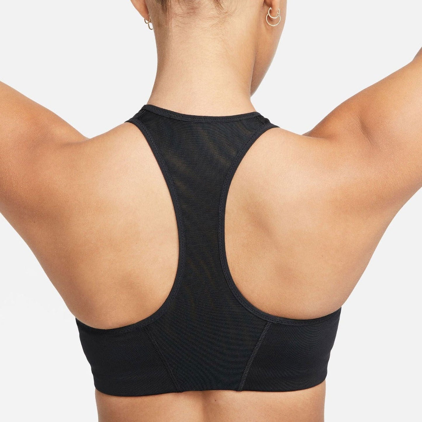 NIKE SWOOSH FEKETE SPORTMELLTARTÓ - Golyó Sport