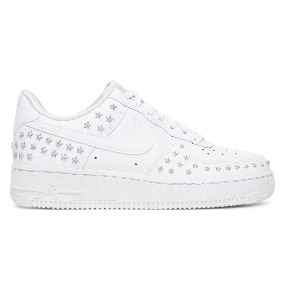 Nike WMNS Air Force 1 07 XX "Star" Női cipő - Golyó Sport